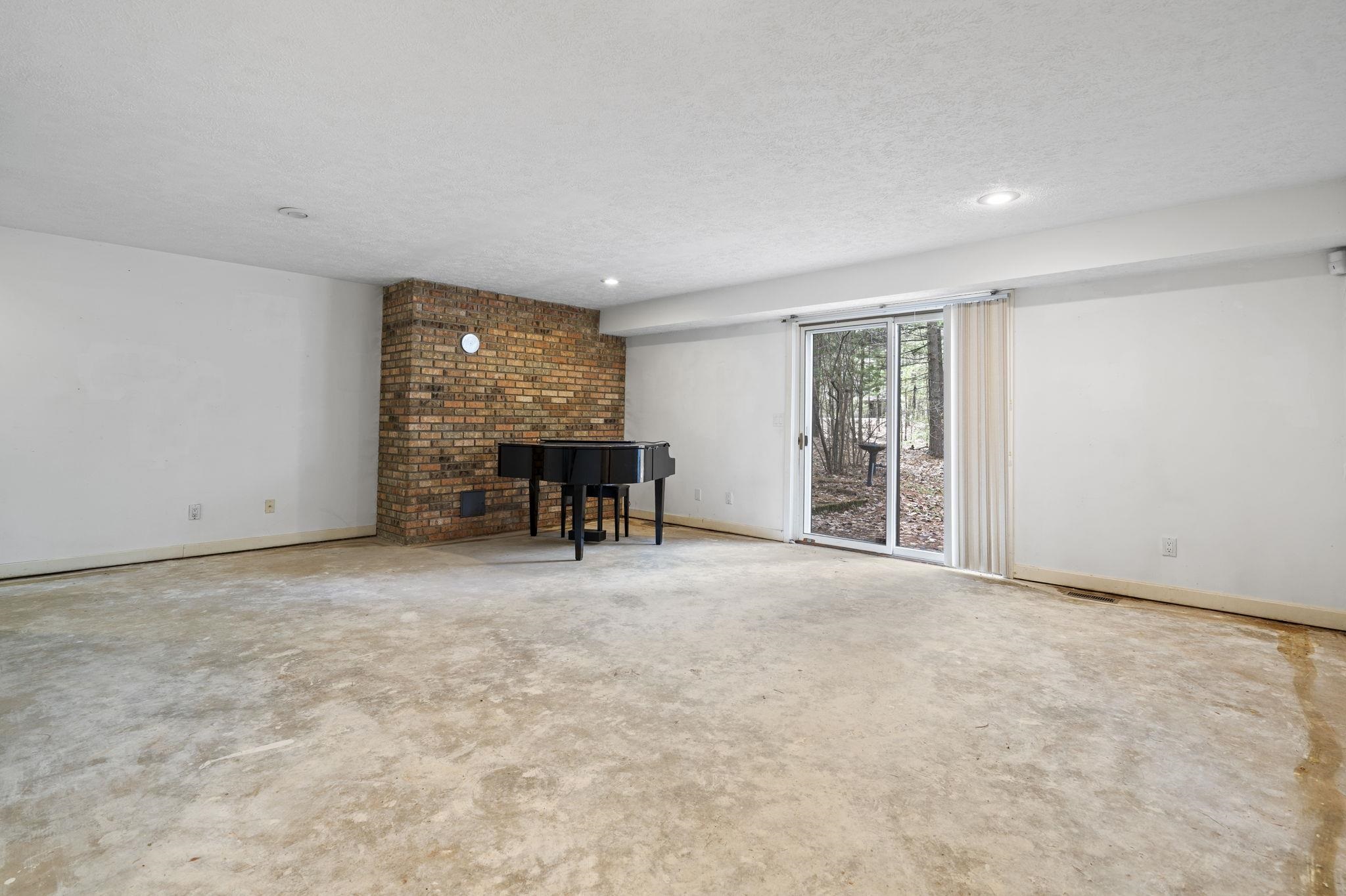6475 Mission Ridge Traverse City, MI 49686 - Photo 29 of 56