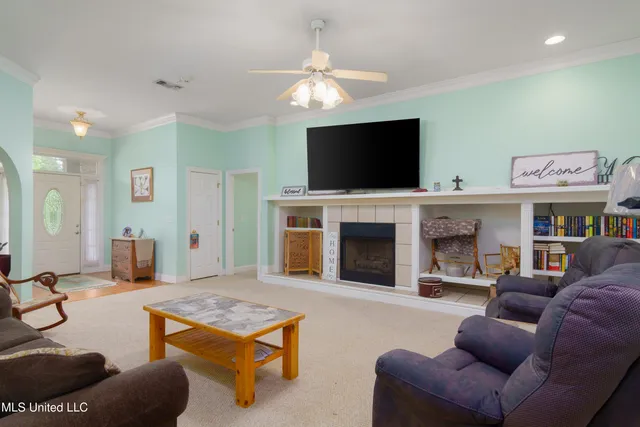 $290,000 | 447 Browns Bridge Road, Purvis, MS 39475