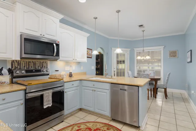 $289,000 | 447 Browns Bridge Road, Purvis, MS 39475