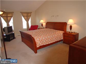 12 Manley Road Pennington, NJ 08534 - Photo 8 of 12 Bedroom - Main