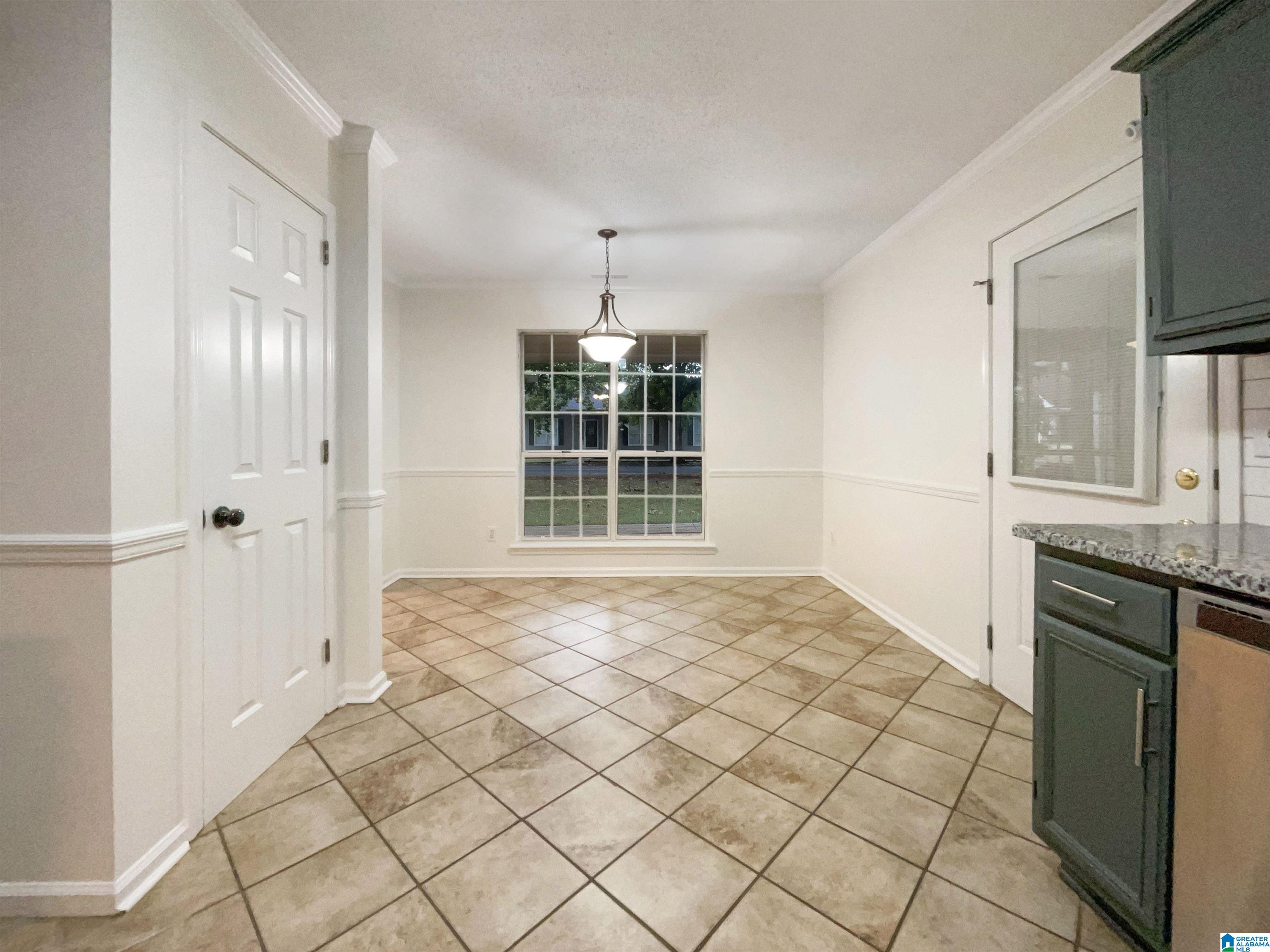 1615 Oliver Road Leeds, AL 35094 - Photo 10 of 18