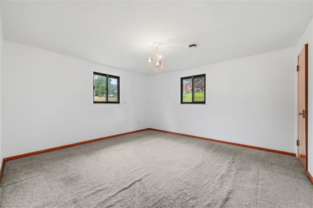 4930 Gardenville Road Pittsburgh, PA 15236 - Photo 31 of 47