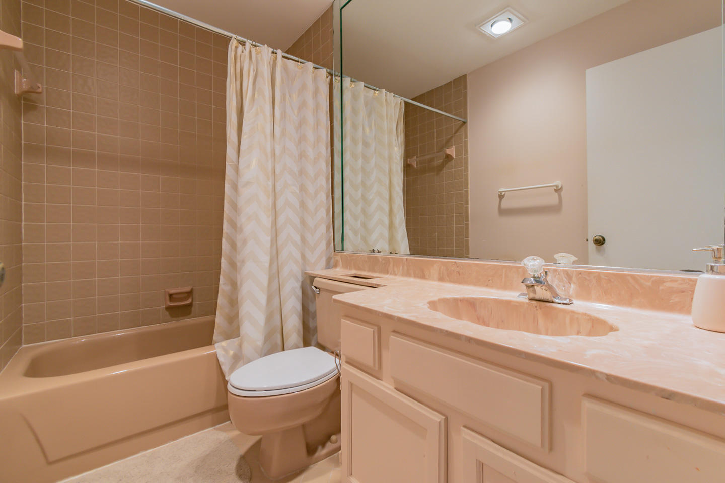 6141 Old Court Road, Unit 230 Boca Raton, FL 33433 - Photo 32 of 35 16