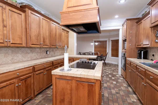 $605,000 | 6114 East Whitney Street, Crowley, LA 70526