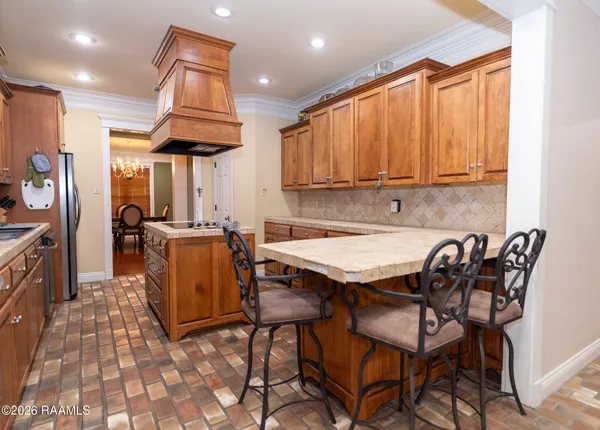 $605,000 | 6114 East Whitney Street, Crowley, LA 70526