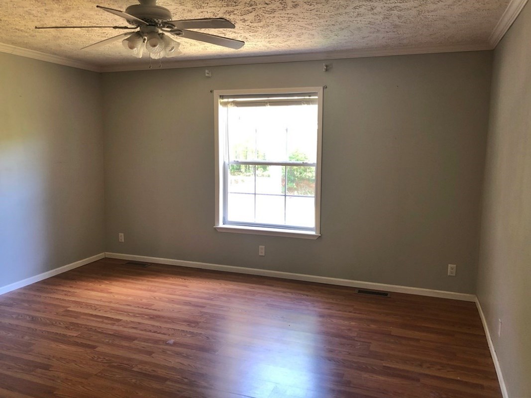 200 Fire Tower Road Selmer, TN 38375 - Photo 11 of 16 Gallery Image 11