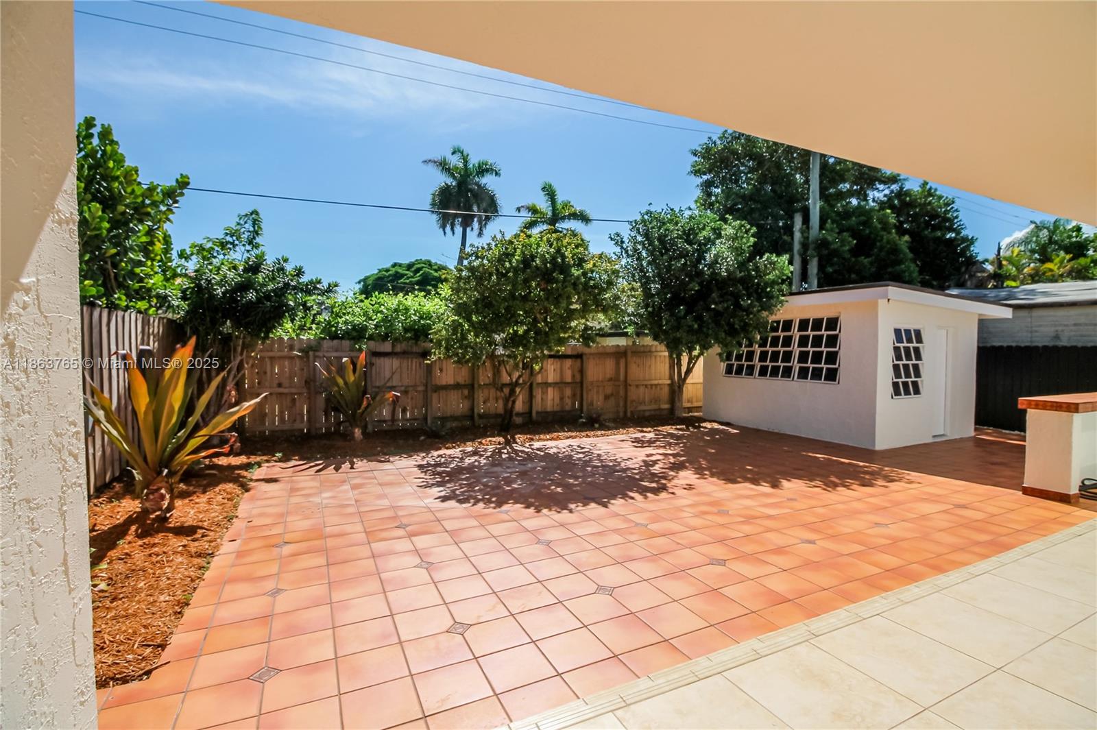 7045 Southwest 83rd Place Miami, FL 33143 - Photo 18 of 21