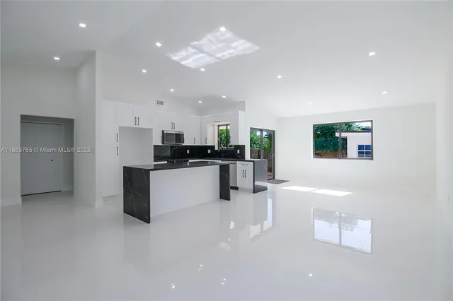 $898,500 | 7045 Southwest 83rd Place, Miami, FL 33143