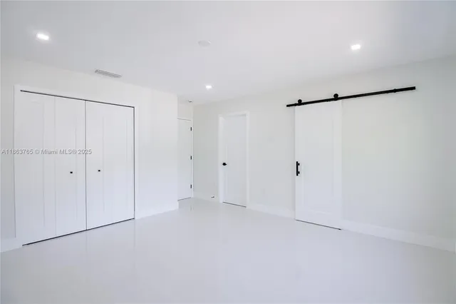 $898,500 | 7045 Southwest 83rd Place, Miami, FL 33143