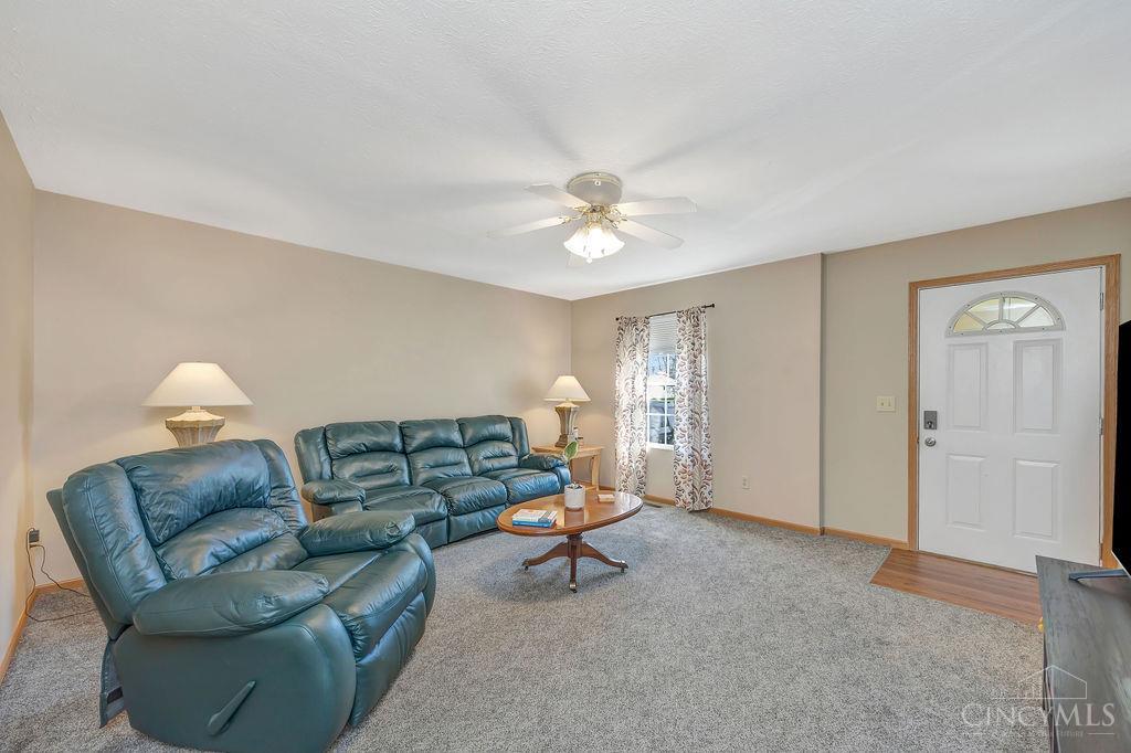 6209 Hester Road Oxford, OH 45056 - Photo 3 of 30