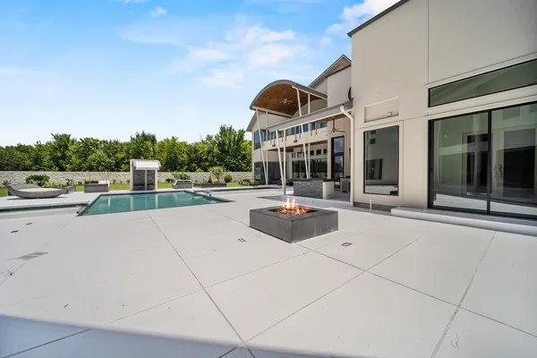 a view of a building with entryway