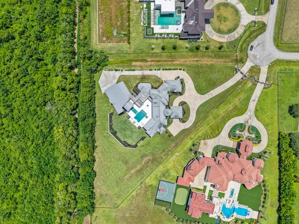 an aerial view of a house having outdoor space