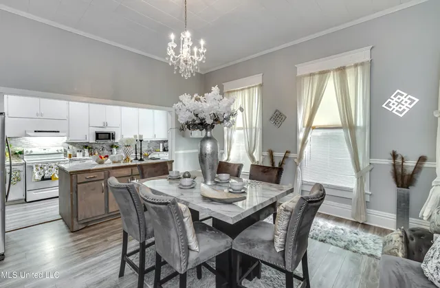 $215,000 | 1110 Jackson Avenue, Yazoo City, MS 39194