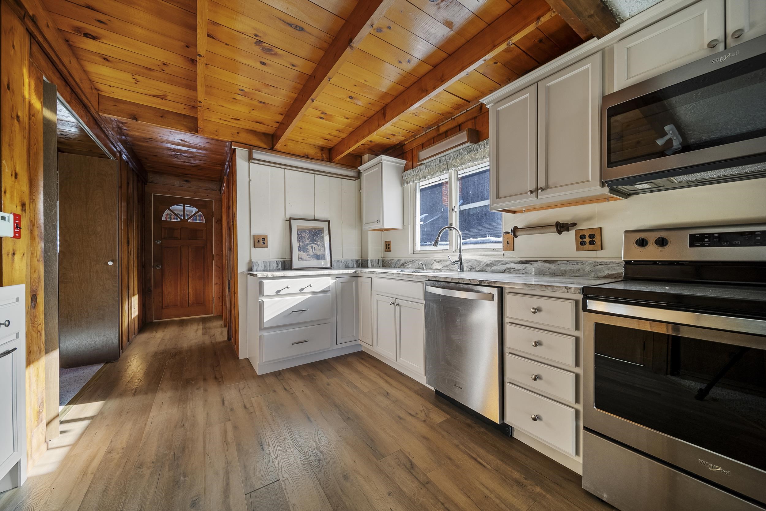 54 Wilders Grove Road Newton, NH 03858 - Photo 8 of 37