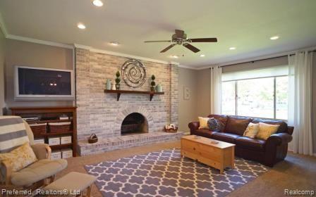 45812 Drexel Road Canton, MI 48187 - Photo 10 of 20 Family Room.jpg