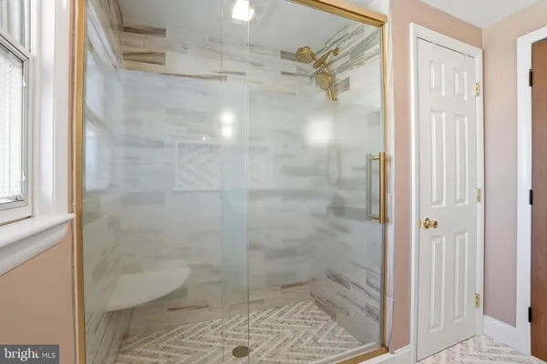 $425,000 | 109 Donnelly Avenue, Aston, PA 19014