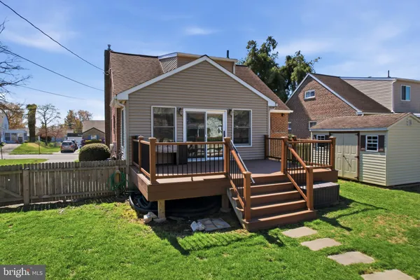 $425,000 | 109 Donnelly Avenue, Aston, PA 19014