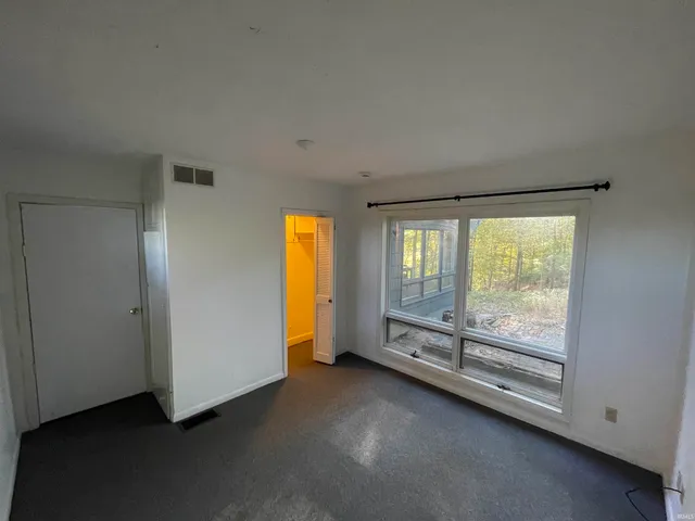 $1,650 | 2625 South Smith Road, Bloomington, IN 47401