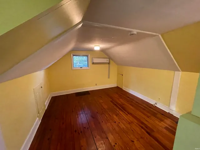 $1,650 | 2625 South Smith Road, Bloomington, IN 47401