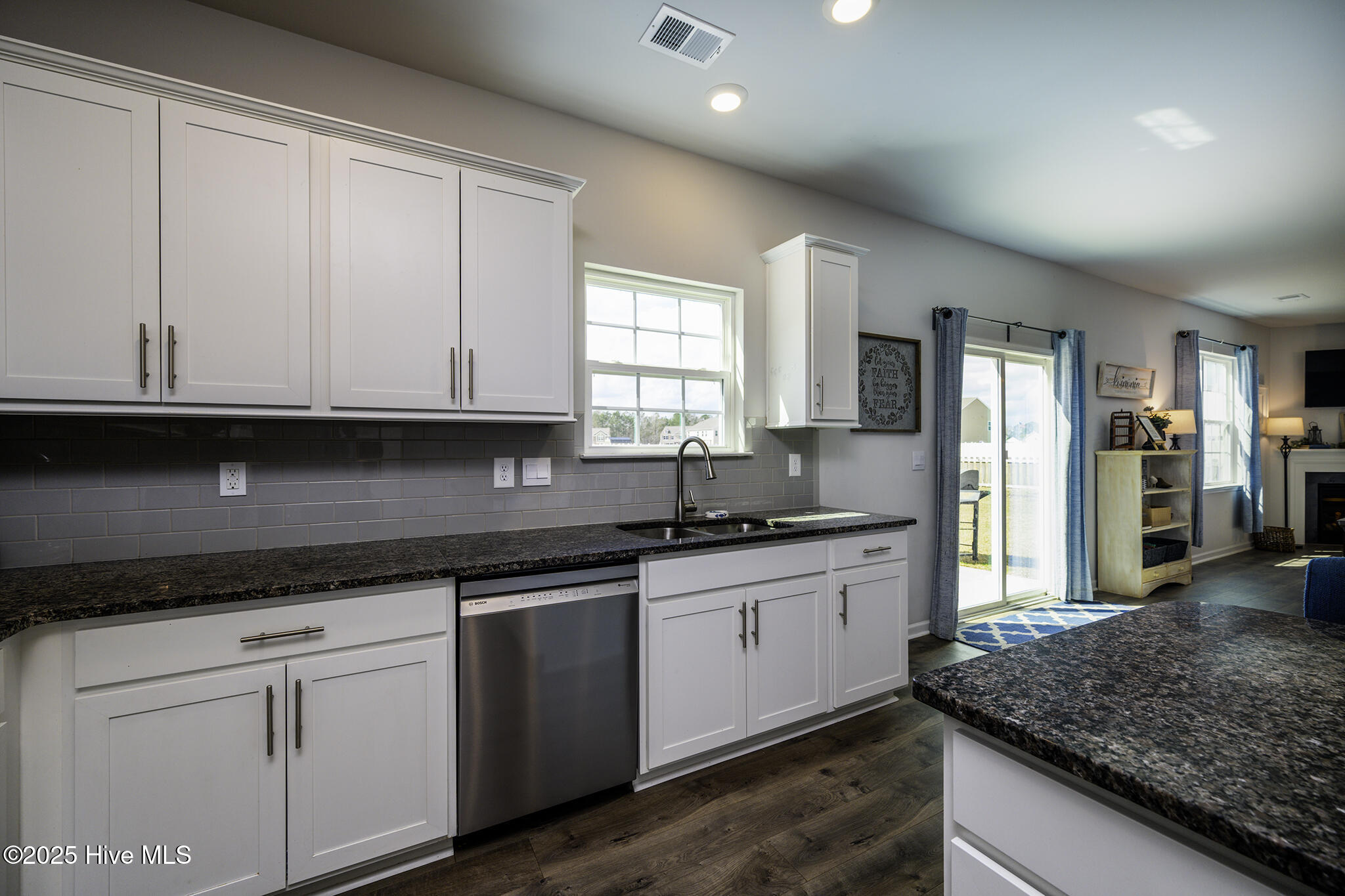 804 Perrytown Road New Bern, NC 28562 - Photo 26 of 71 Abundant Space