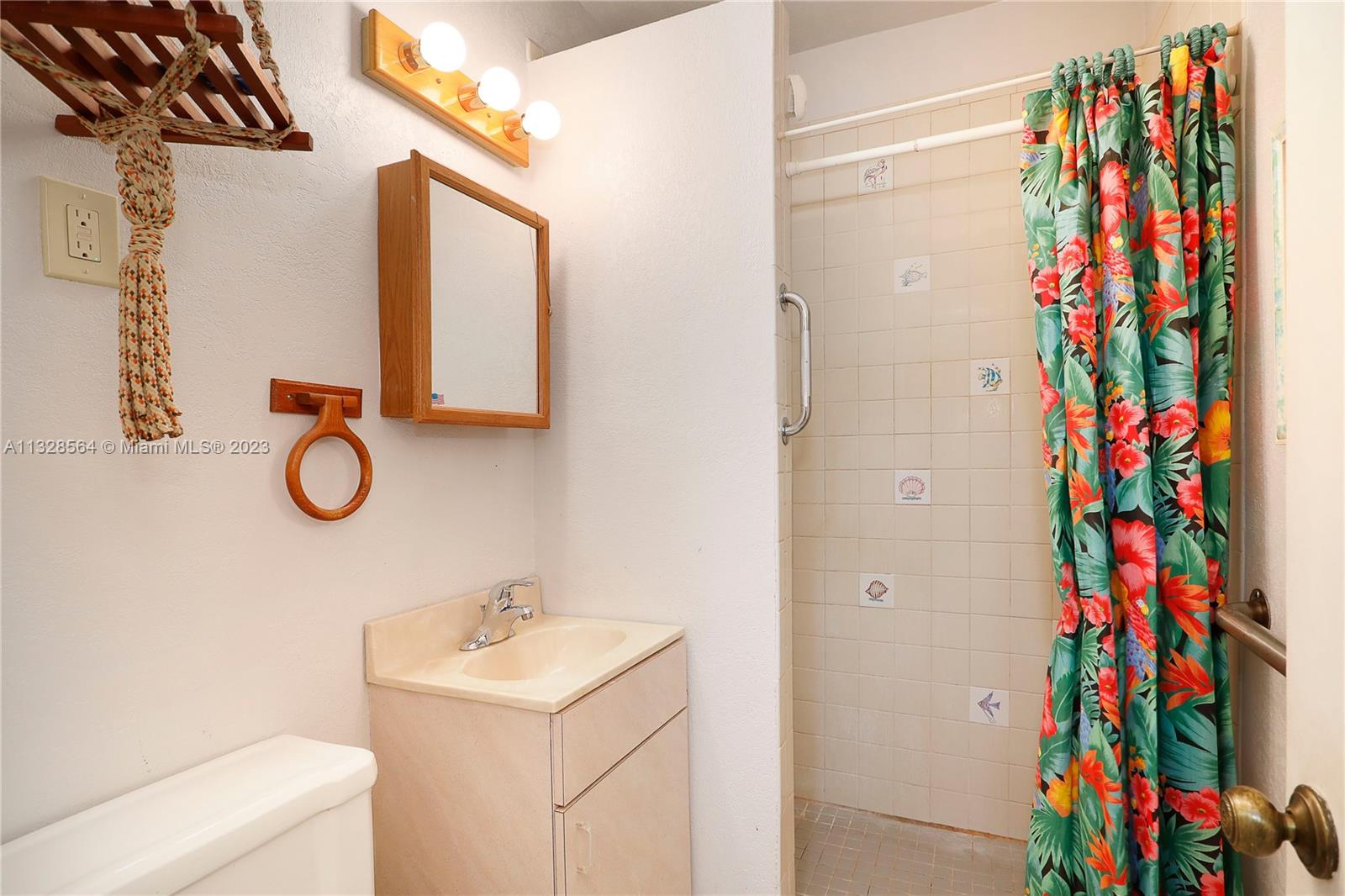 20531 Southwest 116th Road Miami, FL 33189 - Photo 8 of 23 Gallery Image 8