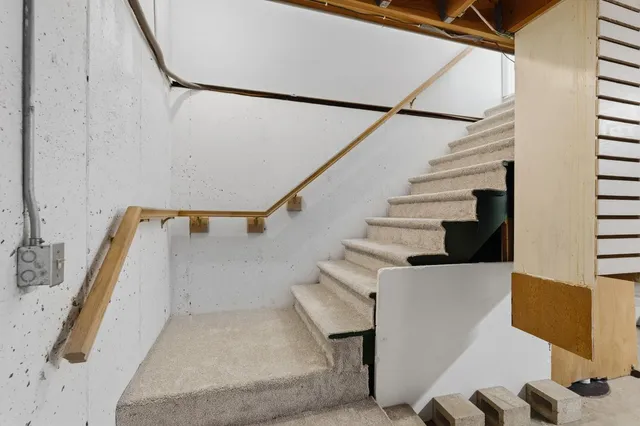 $429,000 | 800 Cambridge Drive, Paxton, IL 60957