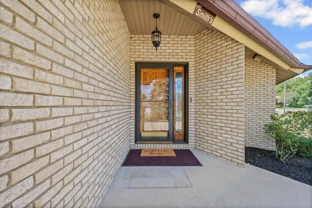 $429,000 | 800 Cambridge Drive, Paxton, IL 60957