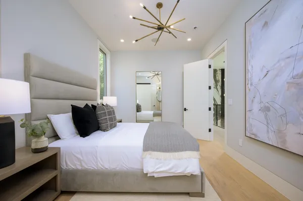 $16,980,000 | 1027 Waverley Street, Palo Alto, CA 94301