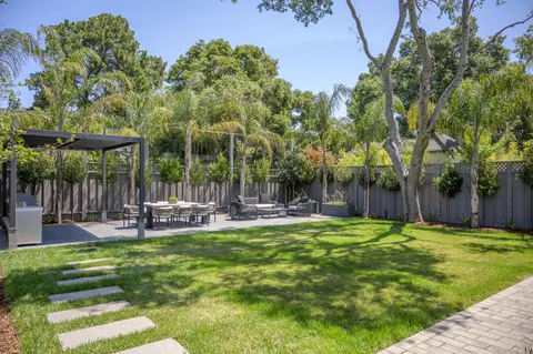 $16,980,000 | 1027 Waverley Street, Palo Alto, CA 94301