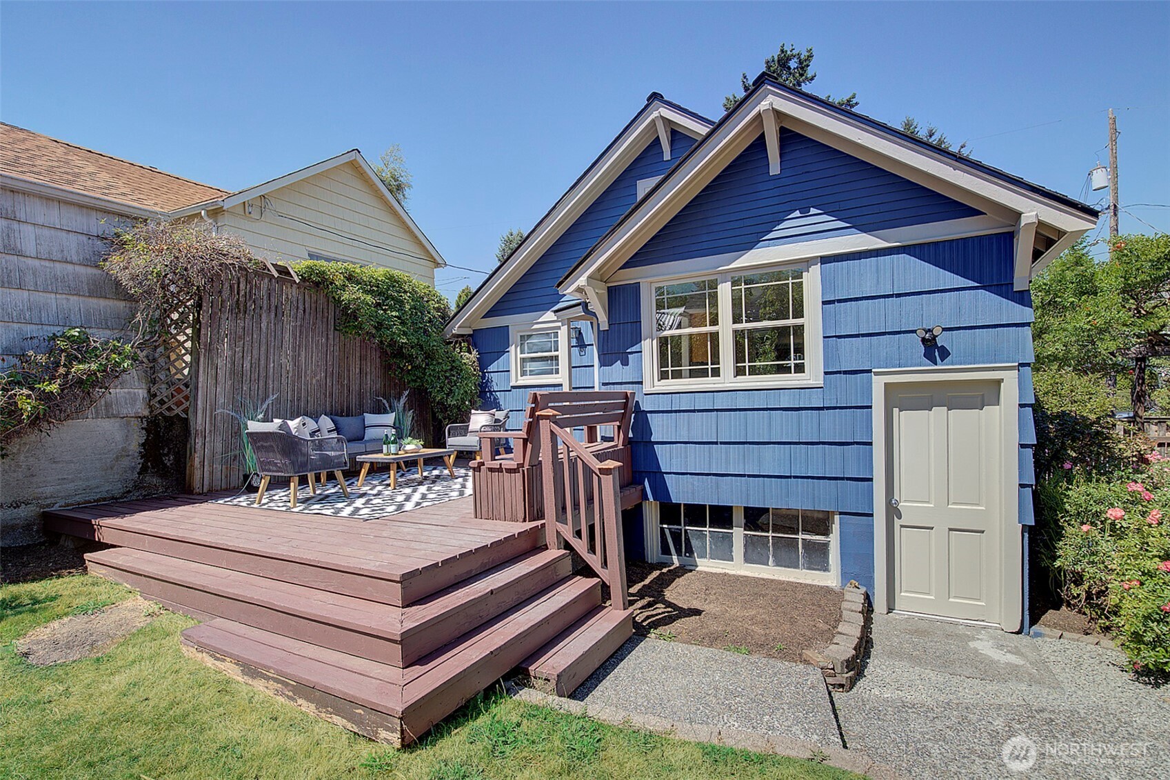 747 North 89th Street Seattle, WA 98103 - Photo 25 of 31