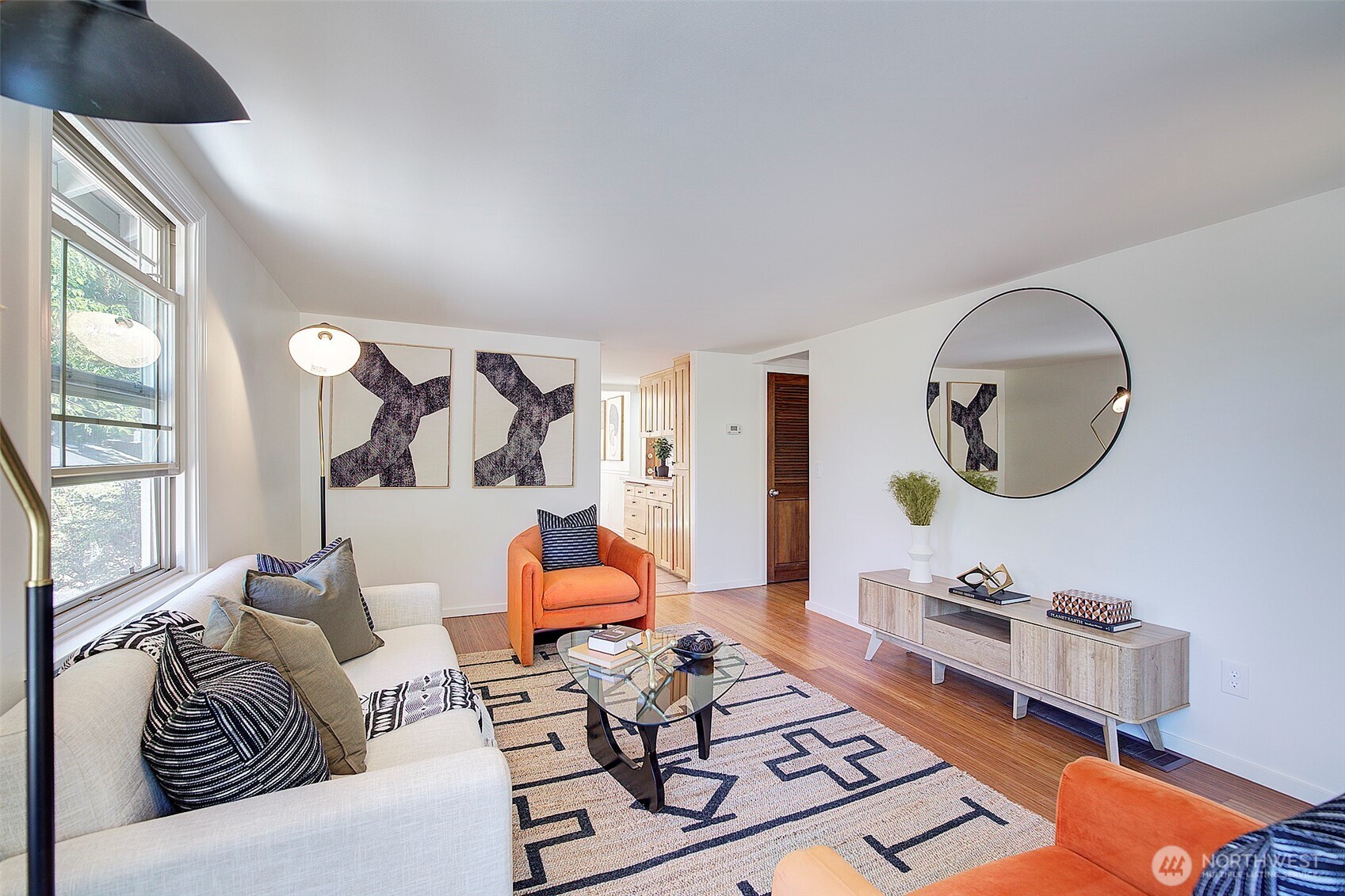 747 North 89th Street Seattle, WA 98103 - Photo 4 of 31