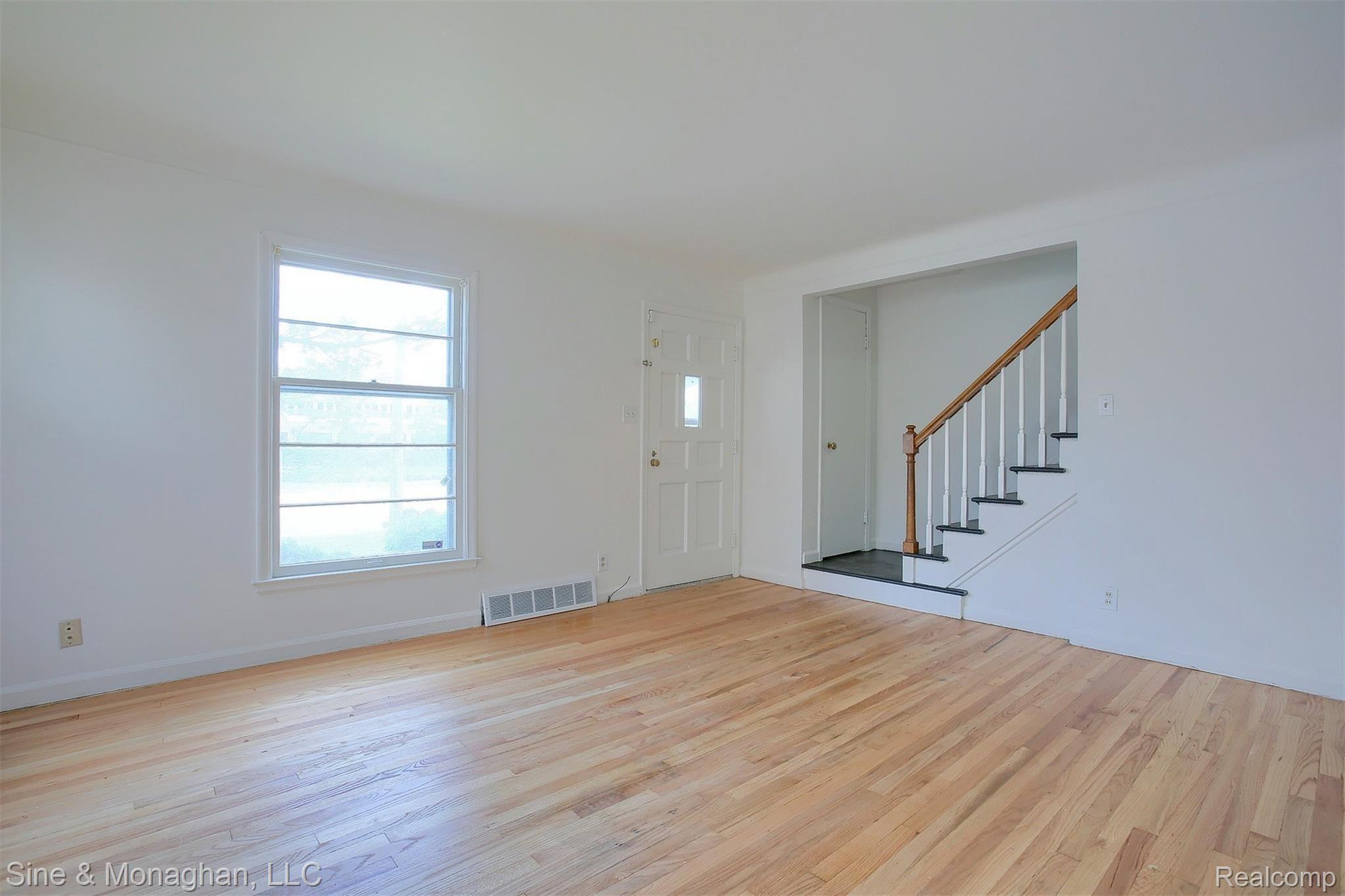 22200 Moross Road Grosse Pointe, MI 48236 - Photo 14 of 25 19-2nd-Unit-Living-Room-2nd-View.jpg