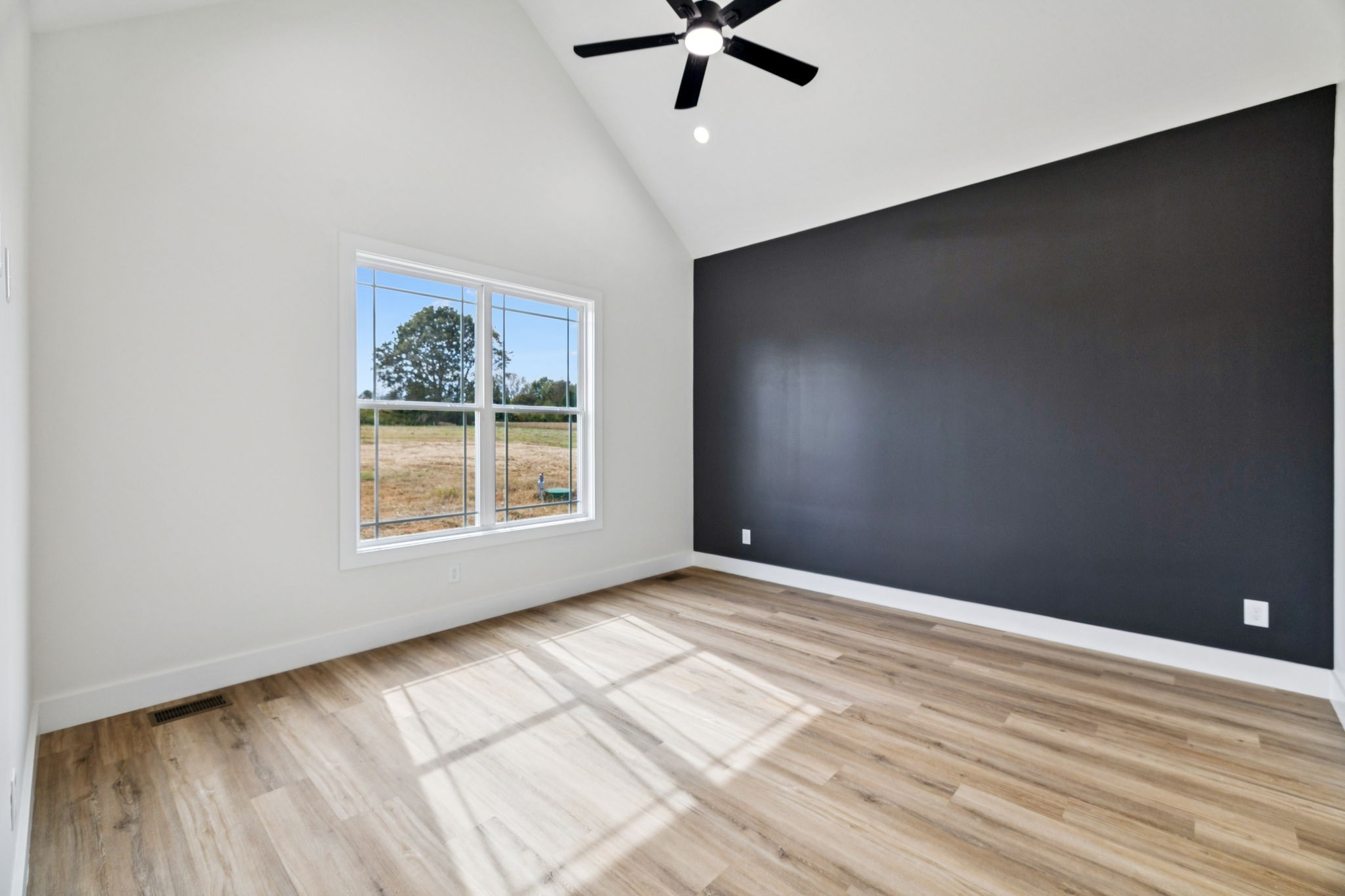 6437 Hopewell Road Springfield, TN 37172 - Photo 35 of 87 a view of an empty room with a window
