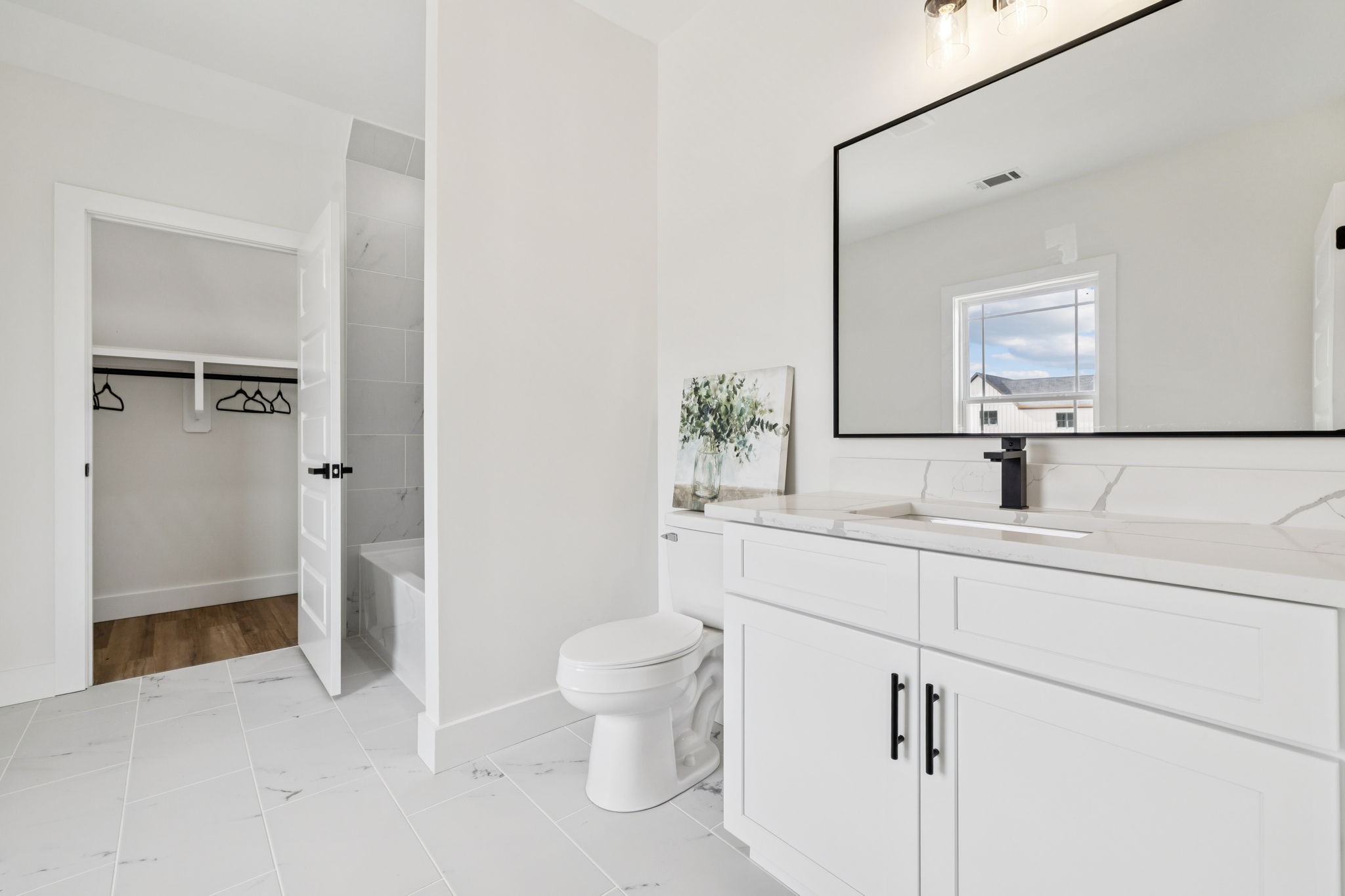 6437 Hopewell Road Springfield, TN 37172 - Photo 71 of 87 a bathroom with a sink toilet and shower