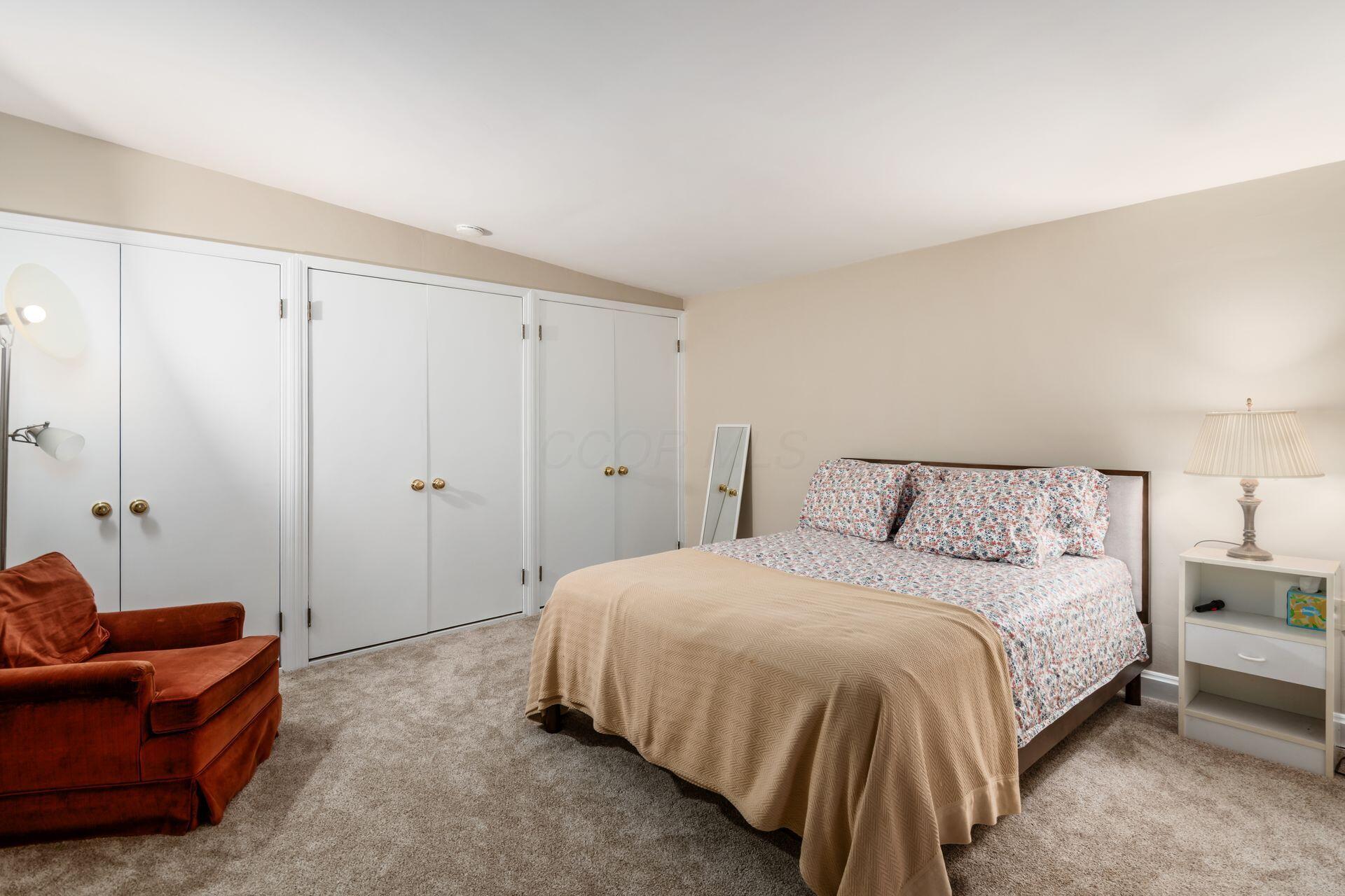 228 South Ardmore Road Columbus, OH 43209 - Photo 32 of 61 Third Floor Bedroom