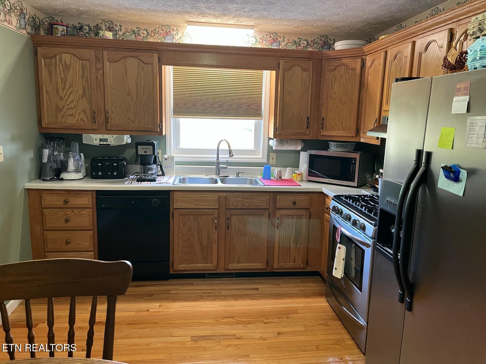 812 New Clear Branch Road Rocky Top, TN 37769 - Photo 13 of 30 IMG954936