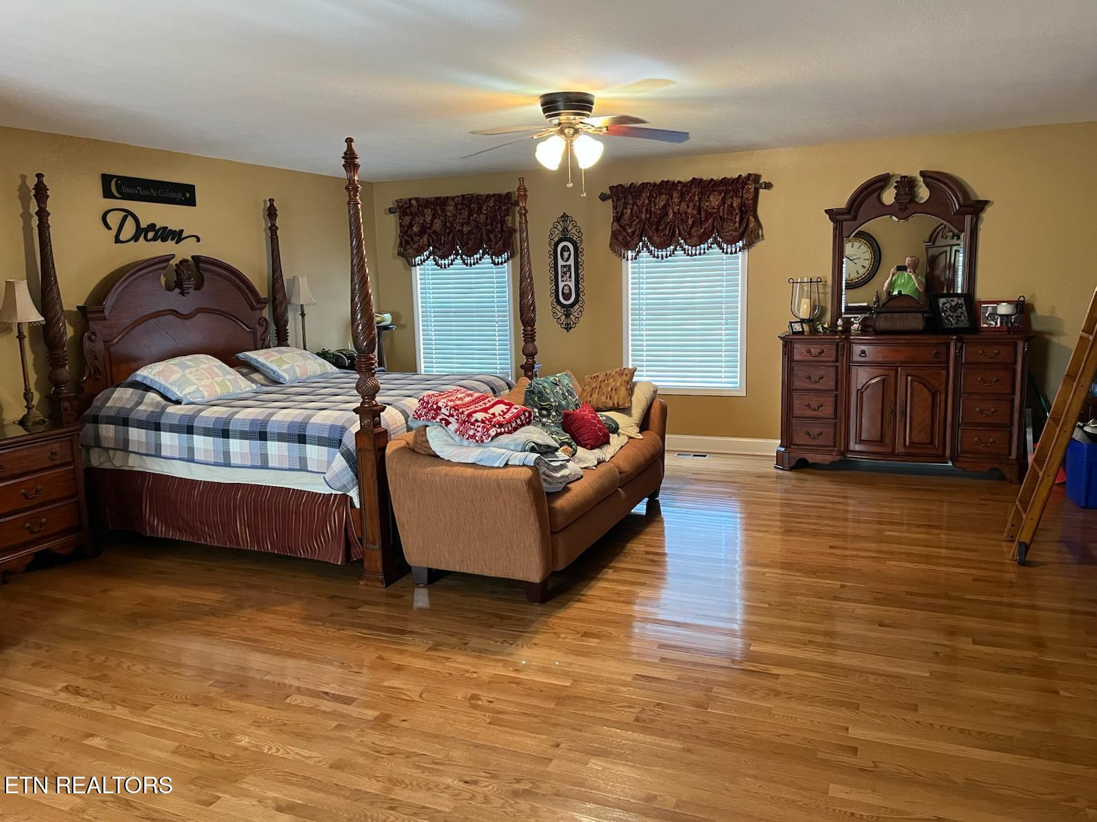 812 New Clear Branch Road Rocky Top, TN 37769 - Photo 14 of 30 IMG954938