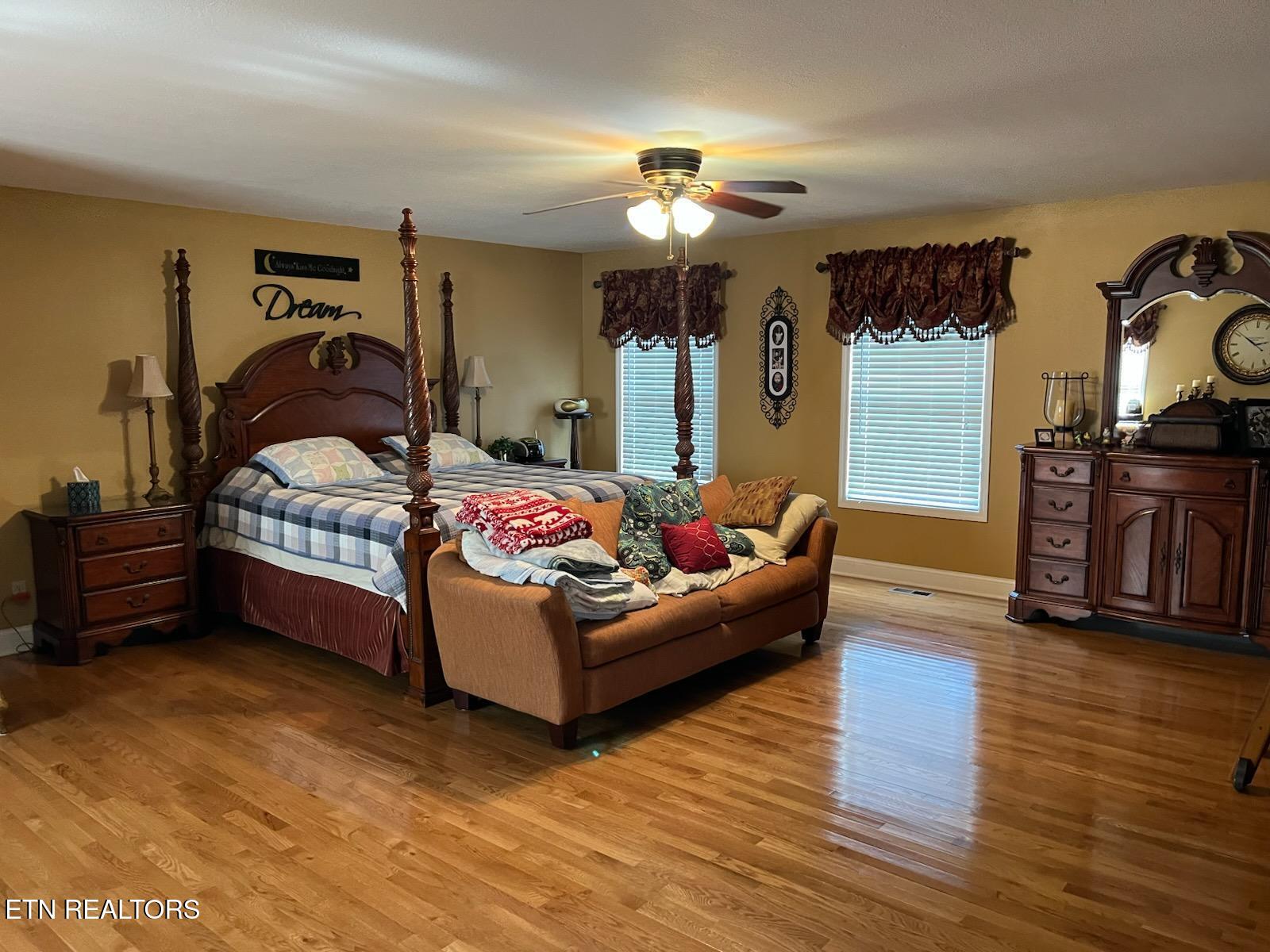 812 New Clear Branch Road Rocky Top, TN 37769 - Photo 15 of 30 IMG954937