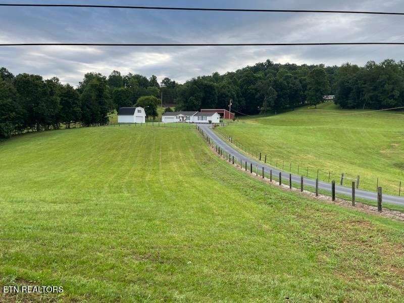 812 New Clear Branch Road Rocky Top, TN 37769 - Photo 25 of 30 IMG954966