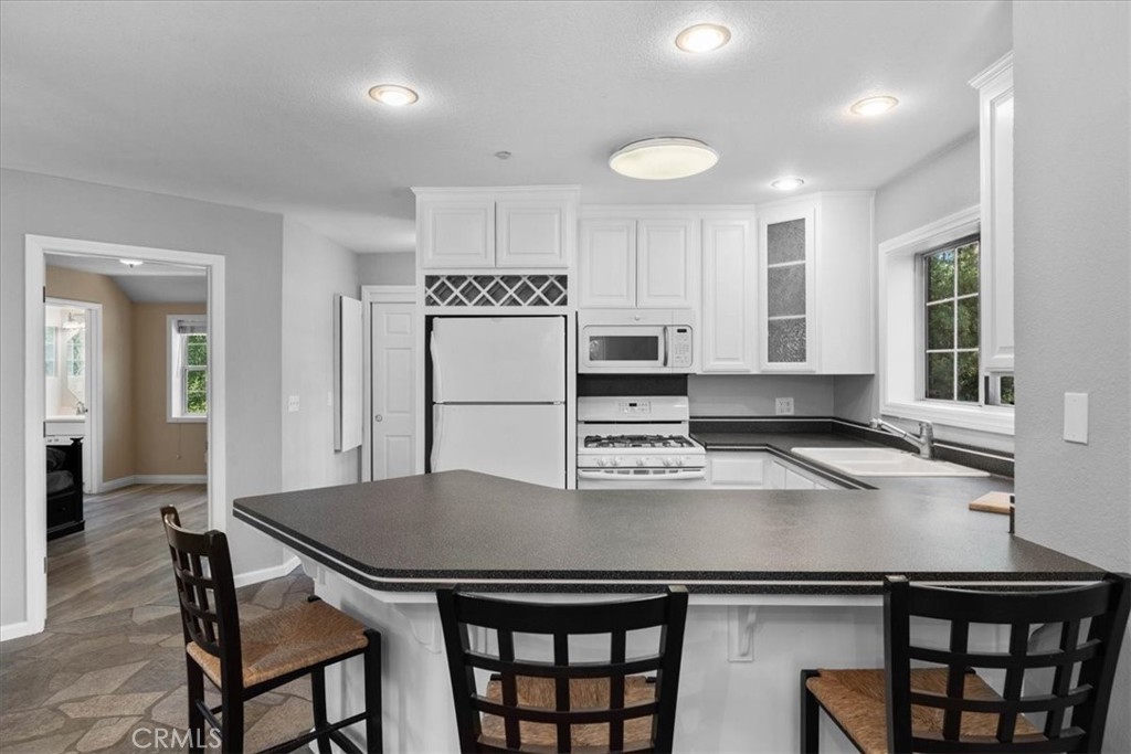 6013 Mill Road Wrightwood, CA 92397 - Photo 17 of 48 Gallery Image 17