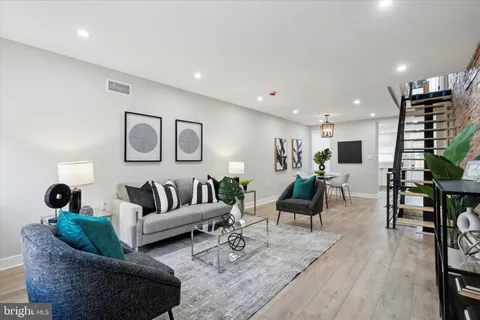 $319,900 | 2235 South Reese Street, Philadelphia, PA 19148