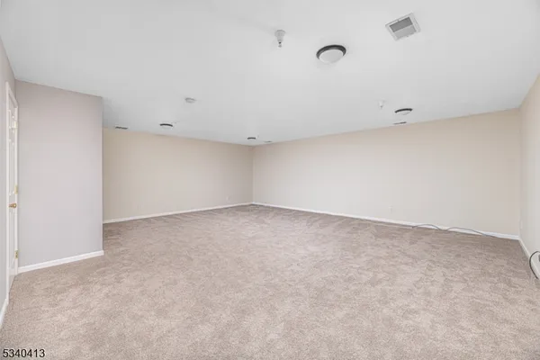$3,300 | 902 Wendover Court, Randolph, NJ 07869