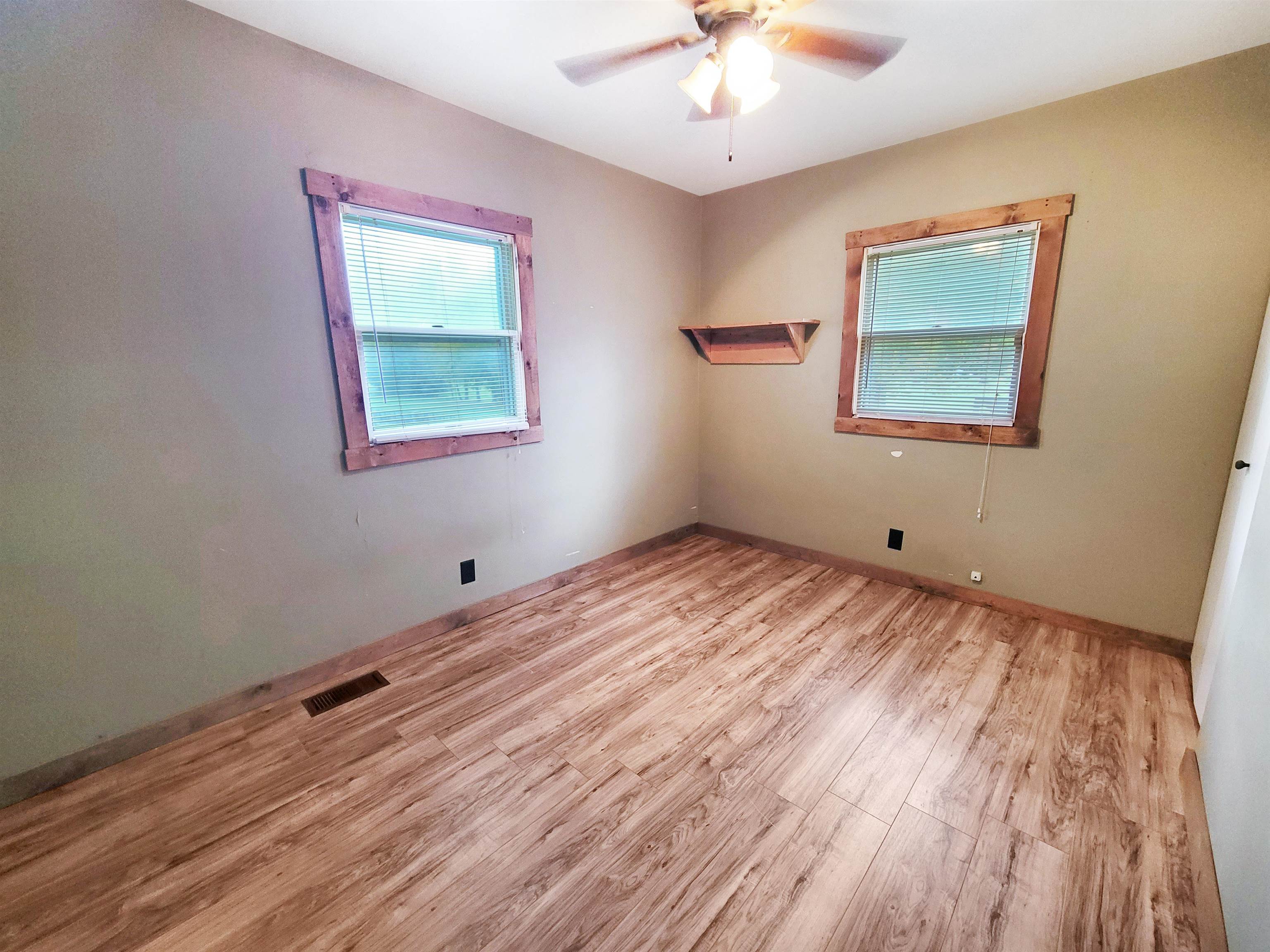 2485 West Dodge Road Clio, MI 48420 - Photo 14 of 25 50192298-26993edf-d047-4bb2-a493-8d8541ead64f.JPG
