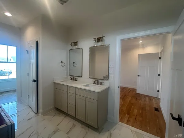 $869,000 | 1055 Bravo Lane, Forest, VA 24551