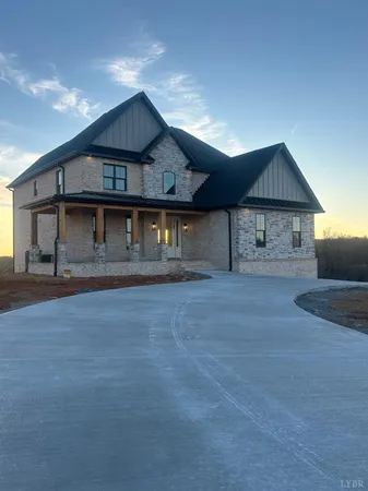 $869,000 | 1055 Bravo Lane, Forest, VA 24551