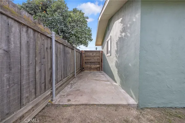 $259,200 | 364 South Newman Road, Tipton, CA 93272