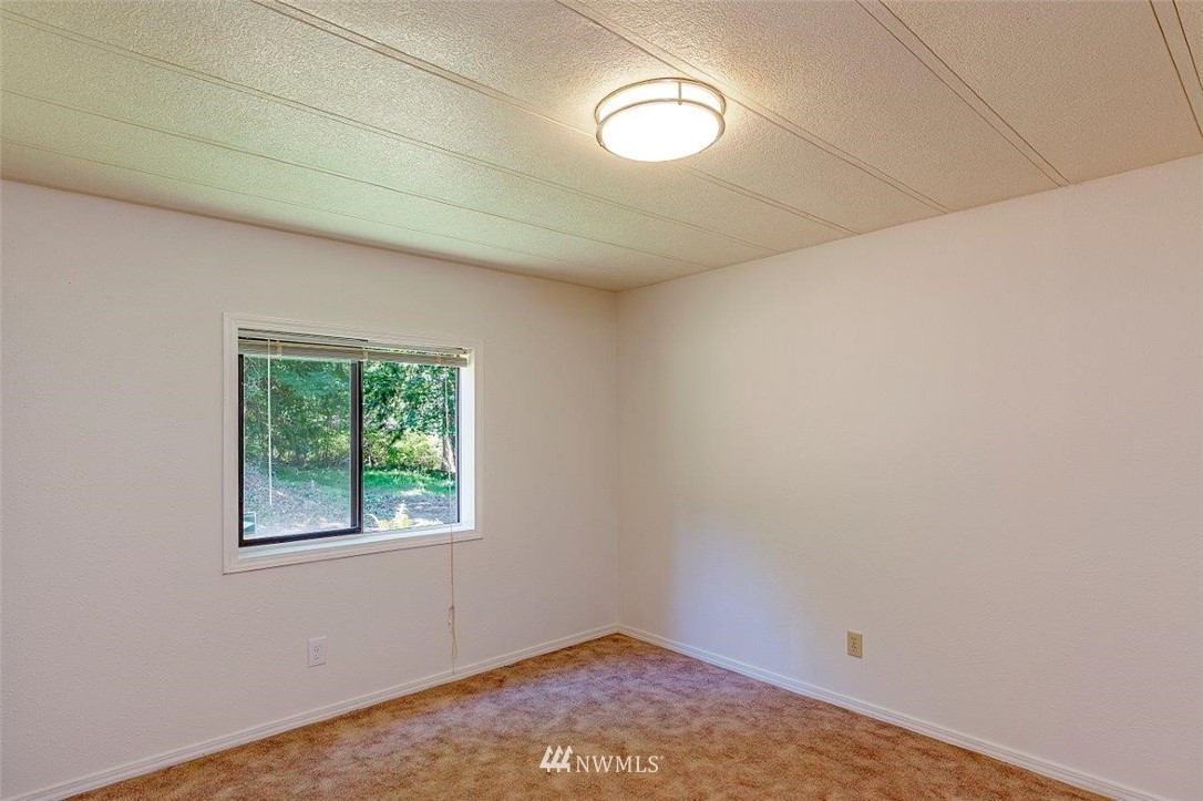 1234 Griffith Point Road Nordland, WA 98358 - Photo 19 of 23