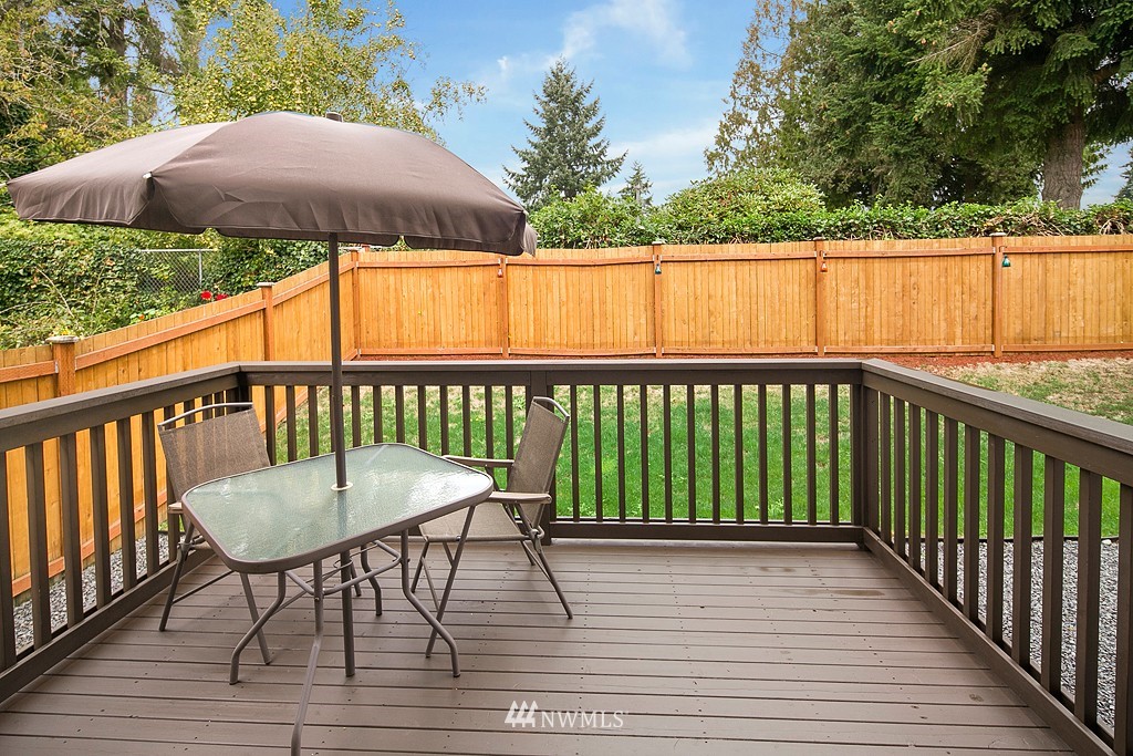 511 196th Street Southeast Bothell, WA 98012 - Photo 16 of 18