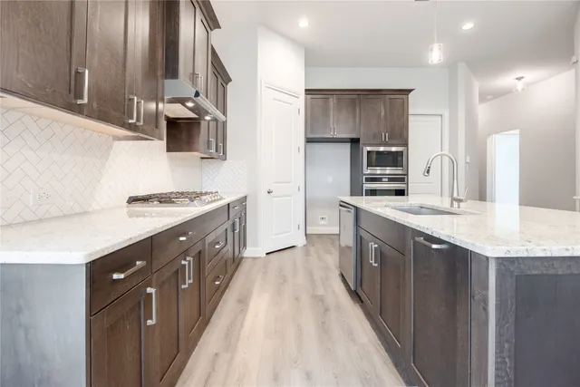 $364,990 | 813 Coronado Ter Lane, Katy, TX 77493