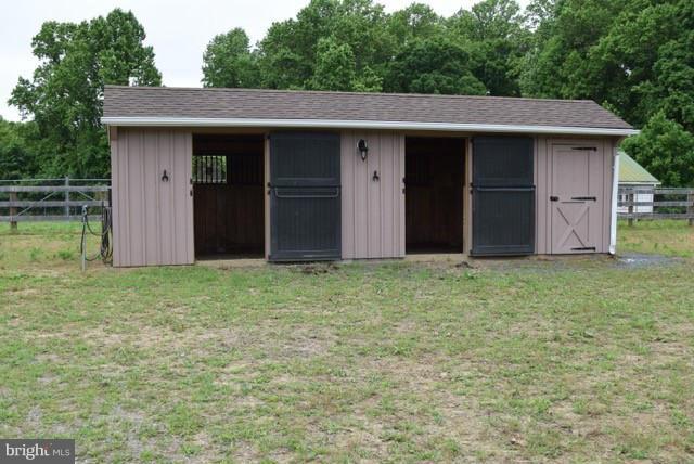 1240 Rossback Road Davidsonville, MD 21035 - Photo 12 of 25 Small Barn - front